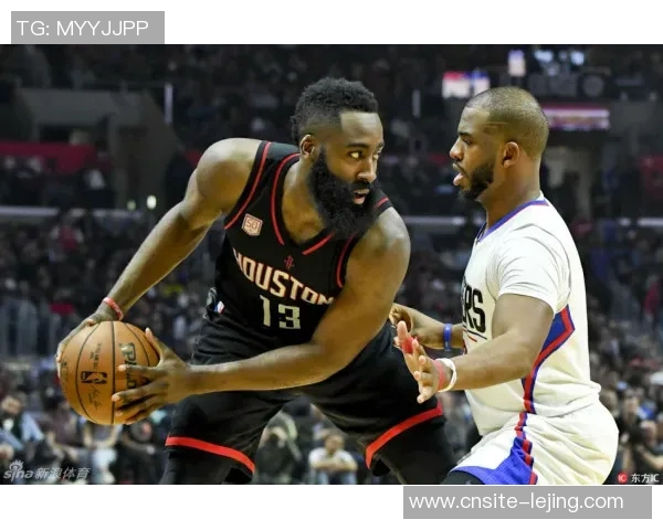 快船官方发布新海报保罗与科林斯携手庆祝胜利展现内外功臣风采