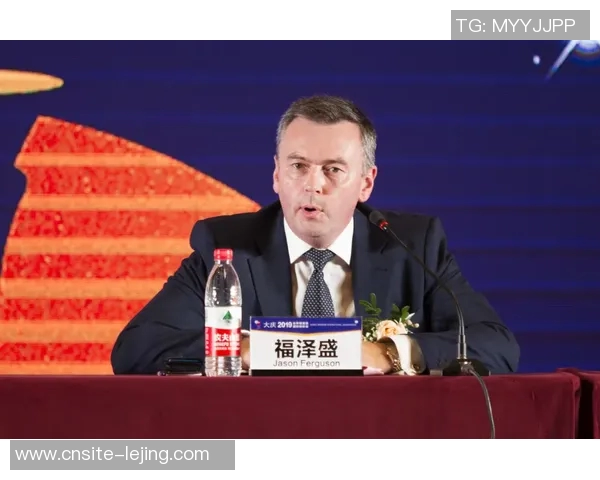 意甲最佳阵容揭晓莱奥安古伊萨领衔萨56入选表现出色 意甲最佳阵容揭晓莱奥安古伊萨领衔萨56入选表现出色