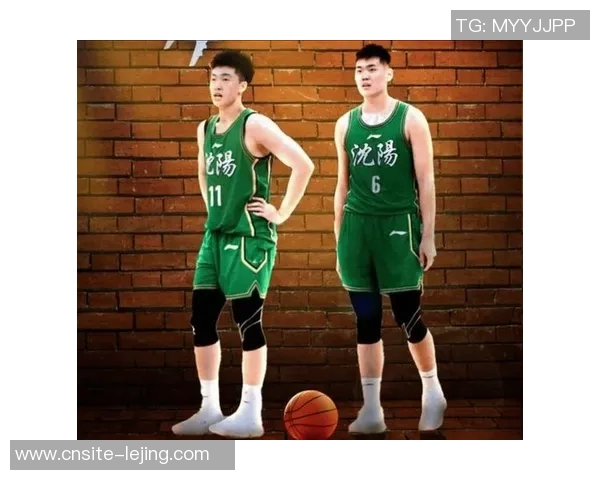 媒体人揭露黄秋实张峻豪被毕巴放弃内幕两人打架禁赛引发关注 媒体人揭露黄秋实张峻豪被毕巴放弃内幕两人打架禁赛引发关注