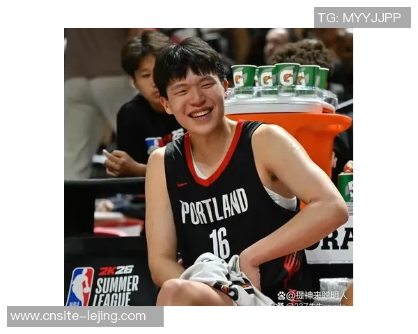 杨瀚森谈季前赛中锋对位体验与夏季联赛的显著差异 杨瀚森谈季前赛中锋对位体验与夏季联赛的显著差异