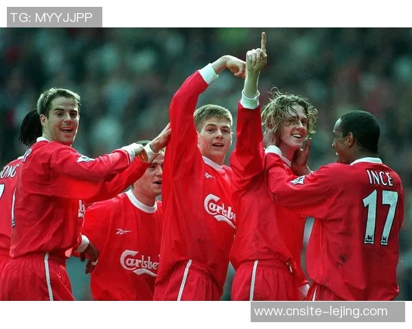 利物浦足球俱乐部在深圳开设新店名宿麦克马纳曼亲临助阵庆祝活动