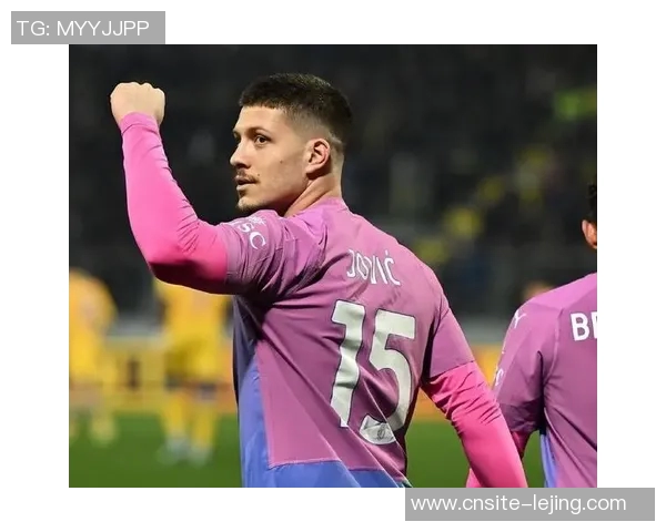 约维奇半场表现惨淡仅得4分4板1助1断展现真实实力